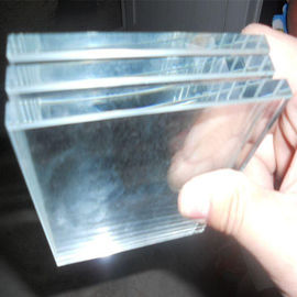 Hoja de cristal moderada hierro bajo ultra claro